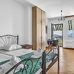 Apartment Paradiso Lixouri