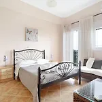 Paradiso Apartment *