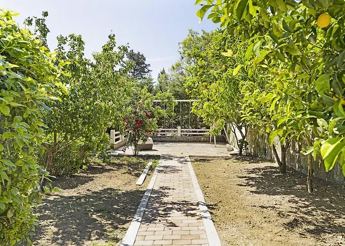 Apartment Paradiso *